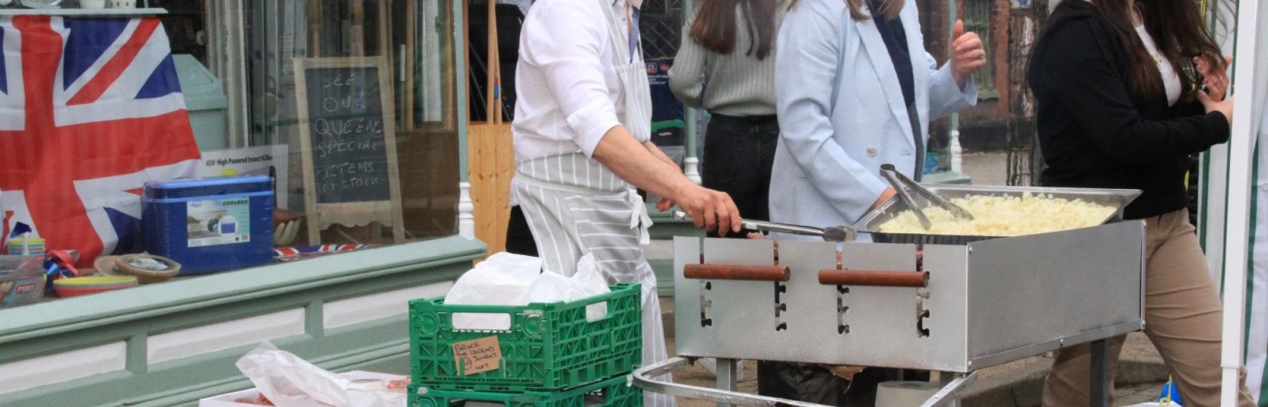 Bring on the party, flipping the burgers on Broad Street Eye Suffolk.
Queen Elizabeth ll Platinum Jubilee Street Party.